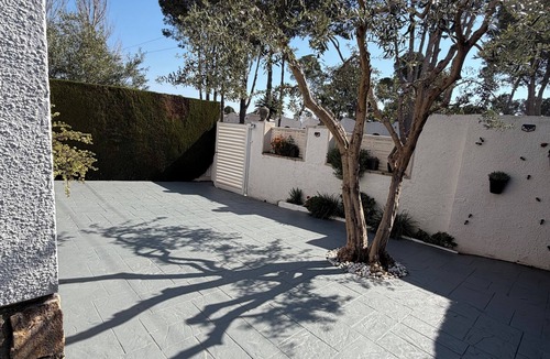 El Casalot House | Semi-detached house in a quiet area