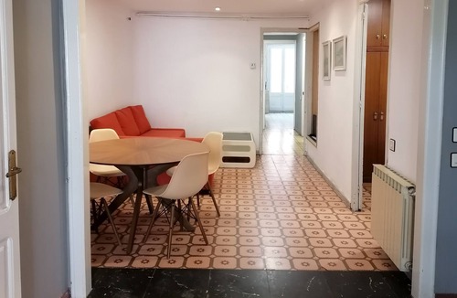 Igualada Condo | Small old flat