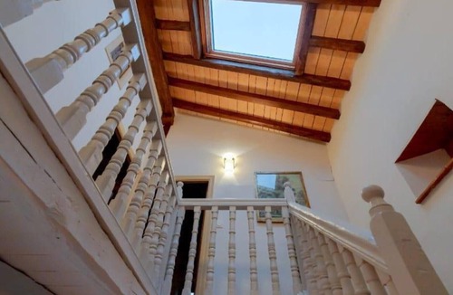 Ocenilla House | Spacious Country House 'La Chascona' - Pine Forests, Mountain Views and Rural Charm