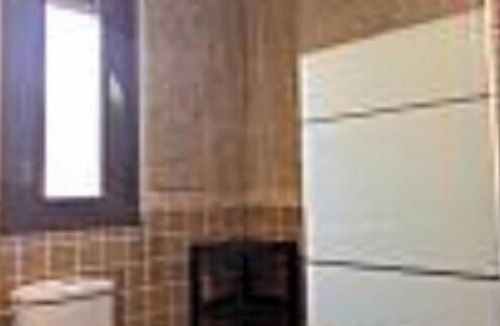 El Casar de Escalona Ski Chalet | Spacious House in Toledo with Private Pool Ideal for Groups