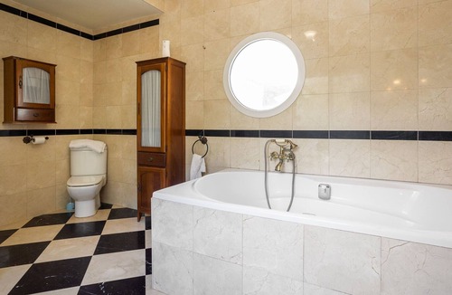Dehesa de Campoamor Villa | Spacious villa next to a blue flag beach.Tourism registration number VT471875A