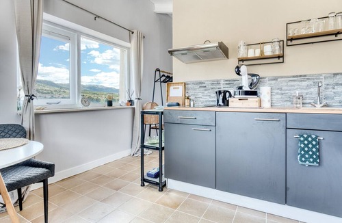 Jijona Apartment | Studio Apartment 'La Luna' with Mountain View, WiFi and Air Conditioning