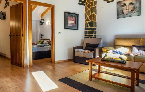 Montalban House | Stunning Home In Montalbán With Wifi