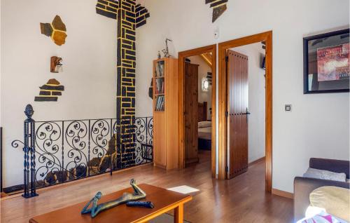 Montalban House | Stunning Home In Montalbán With Wifi