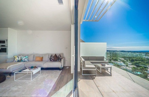 Lo Rufete Apartment | Stunning Penthouse Apartment in Las Colinas - LS18LC