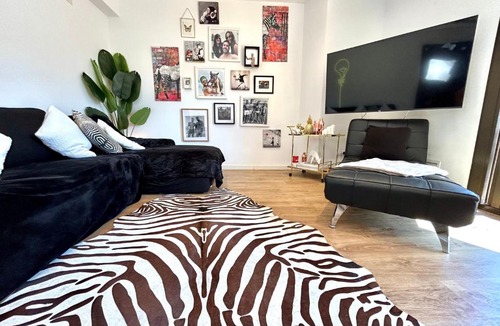 El Camp de l'Arpa del Clot Apartment | Trendy Large apartment Sagrada Familia Park Guell