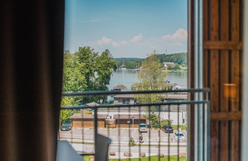 Klopein am Klopeiner See Apartment | Vacation Rental + Breakfast + Terrace with 2 Bedrooms I 1 - Vacation Rental +