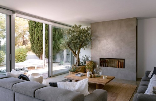 Sant Josep de sa Talaia House | Vacation Home 'Villa 10 9' with Mountain Views, Wi-Fi and Air Conditioning