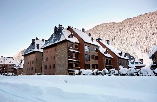 Baqueira Apartment | Val de Ruda Luxe 43 by FeelFree Rentals