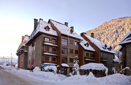 Baqueira Apartment | Val de Ruda Luxe 45 by FeelFree Rentals