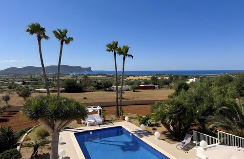 Sant Josep de sa Talaia Villa | Villa 'Can Paola' with Sea View, Wi-Fi and Air Conditioning