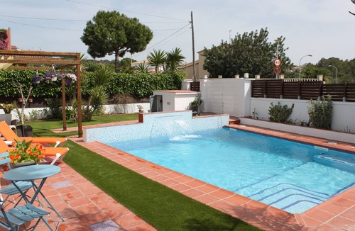 El Vendrell Villa | Villa Habana La Genuina | Family Villa with Private Pool near Sitges & Barcelona