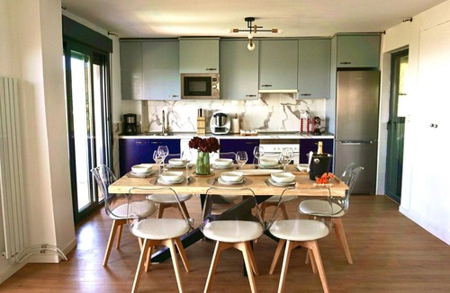 Los Angeles de San Rafael Villa | Villa Los Ángeles in the Sierra de Guadarrama with Pool and Lake Views