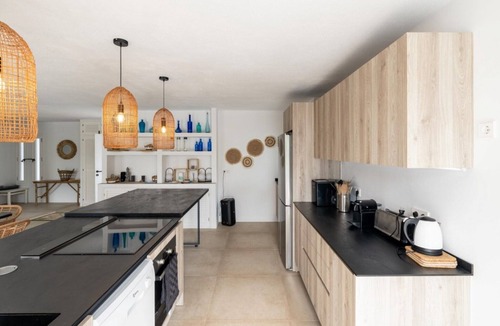 Sant Josep de sa Talaia Villa | Villa 'Molí' with Sea Views, Wi-Fi, and Air Conditioning