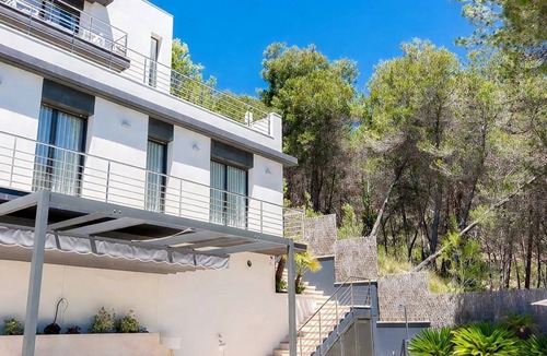 Olivella Villa | Villa Valentino I - Four Bedroom Villa, Sleeps 10