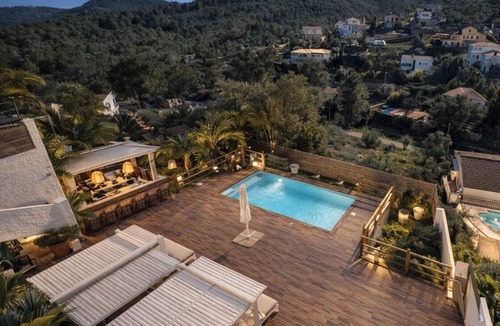Olivella Villa | Villa Verdejo Sitges · Luxury 8-Bedroom, 9-Bathroom Villa with Pool & Spa