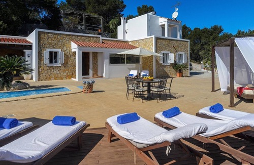 Sant Josep de sa Talaia Ski Chalet | Villa with panoramic views of Ibiza town and the sea with pool and BBQ