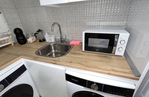 Villa de Vallecas Apartment | Villamadrid Home, ideal for families, two vacation apartments, 7 minutes from the metro.