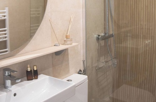 Pedrinya Apartment | Vrbo Property