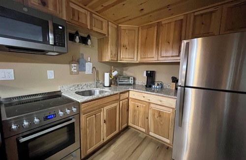 Hope Cabin | Welcome to the perfect family weekend retreat!