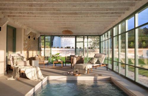 Caviedes House | Wishome-Villa centenaria muy especial con piscina y jardín privado