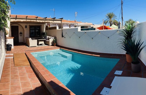 Torrevieja House | Wonderful holiday home near the beach and the city