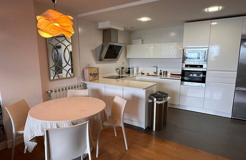 San Sebastian Centro Apartment | ZEN LaConcha Seaview Sanctuary