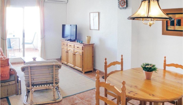 2 Bedroom Cozy Apartment In Torrevieja