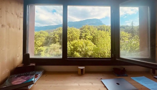 3-bed Artist Chalet Near San Sebastian, Sleeps 6