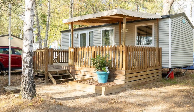 35m² Mobile Home with Terrace for 5 People in Bayas