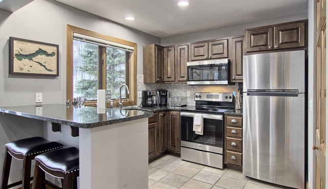 610 Disciples Village | Slopeside on Boyneland - 5BR | Ski Locker | Fireplace in Boyne Falls