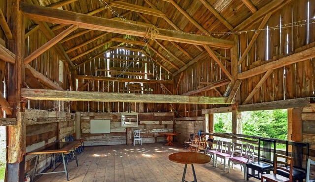 A Charming, Rustic 140-Year-Old Carriage House in Mono