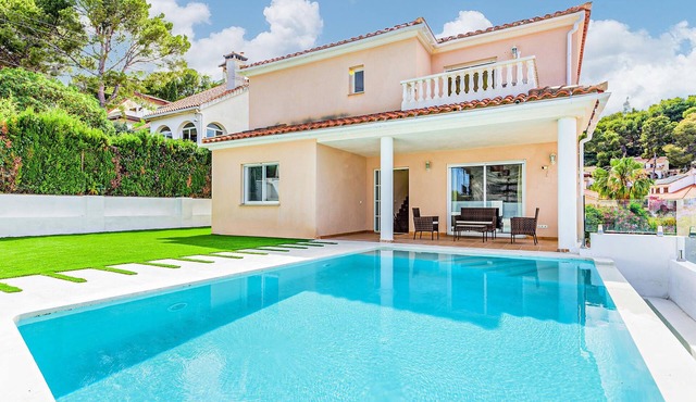 Amazing home in Oropesa del Mar