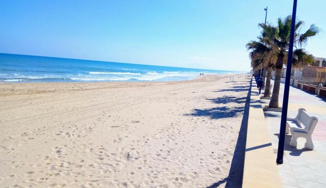 APARTAMENTO JUNTO A PLAYA CON PISCINA