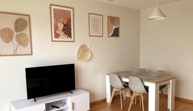 Apartamento MEDIODIA - Parking incluido, céntrico y tranquilo