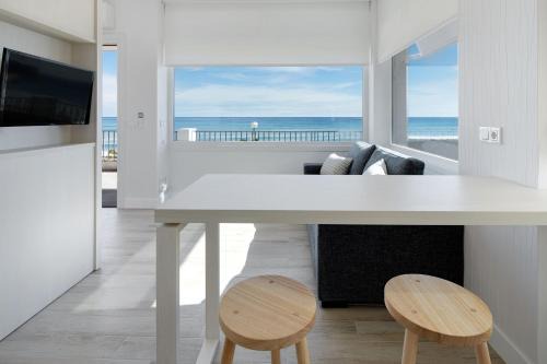 Apartamentos sobre el mar Zarautz by Egona