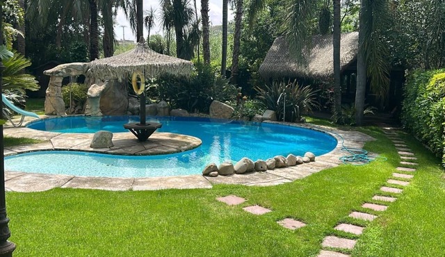 APARTBEACH OASIS YOUR PARADISE WITH TROPICAL POOL, JACUZZI