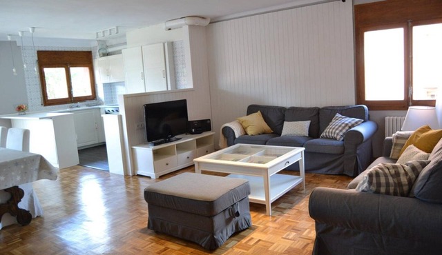 Apartment 3 rooms 8 Pax Pool, Tennis Court and 2 Parking Spaces