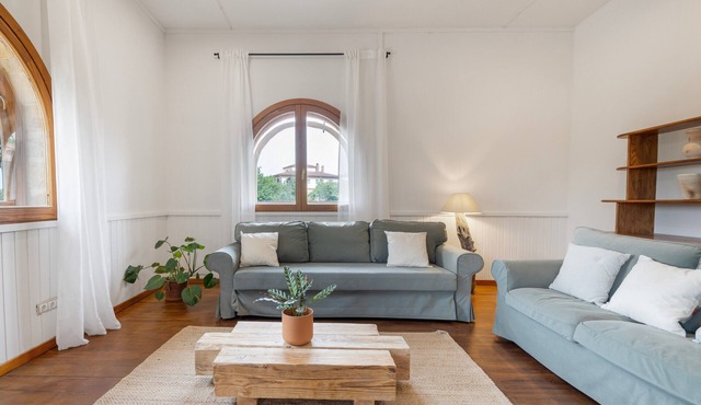 Apartment 'Ca La Crish' with Mountain View, Shared Terrace and Wi-Fi