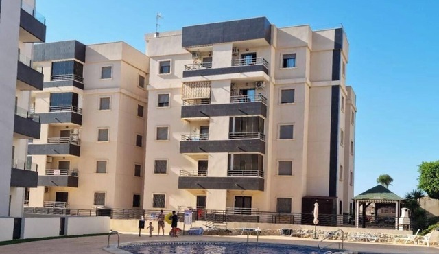 Apartment 'Carpediem in Spanje' with Lake View, Shared Pool and Wi-Fi