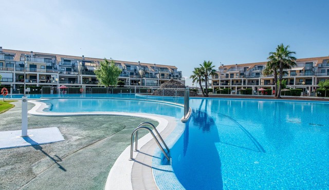 Apartment in Panorámica Golf with Pools and Sports Facilities