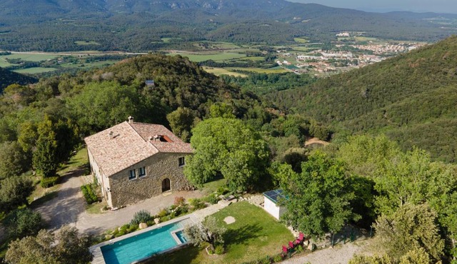 Arc de can Puig Luxury Holiday Home in catalonia in Sant Ferriol
