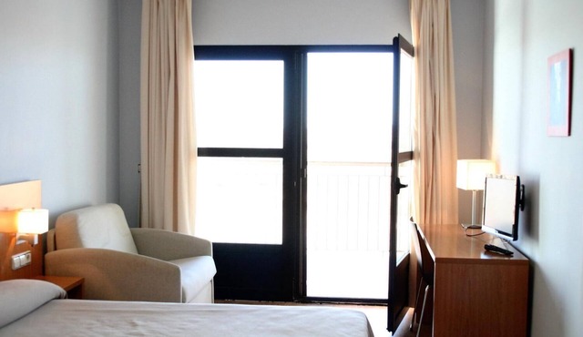 Ashotels Monreal Del Campo