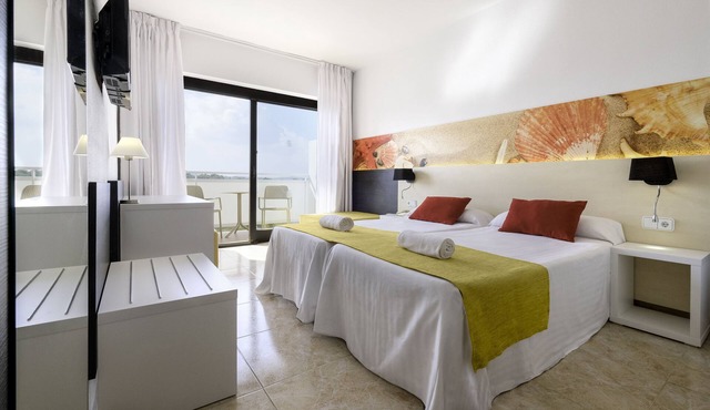azuLine Hotel Bergantín