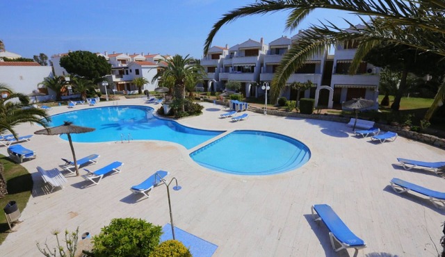 Beach 100m Away & Pools - Punta Prima