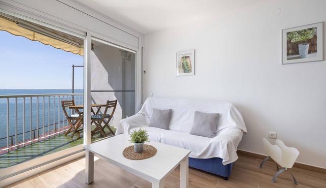 Beachfront Apartment l'arquitecte