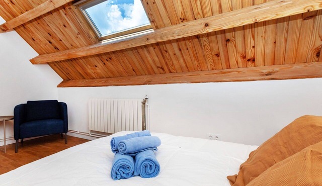 Beautiful apartment for 6 people with WIFI and TV