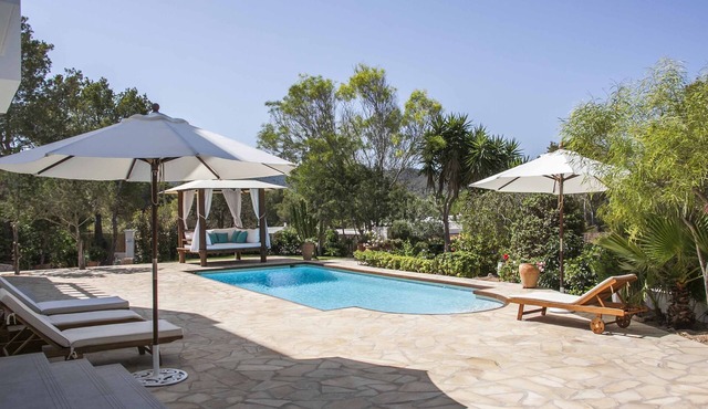 Brand new luxury villa with seaview and walking distance of cala tarida