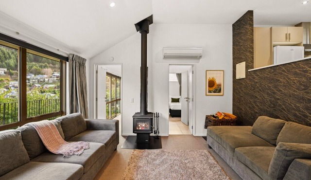 Broadview Hideaway - Cosy 2 bed in Queenstown