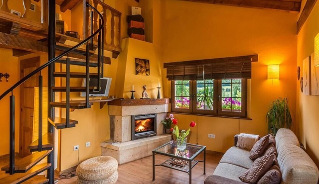 Casa Susi with Mountain Views, Private Terrace, and Wi-Fi